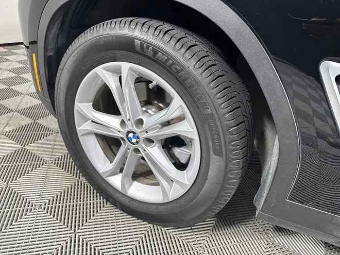 vehicle-img