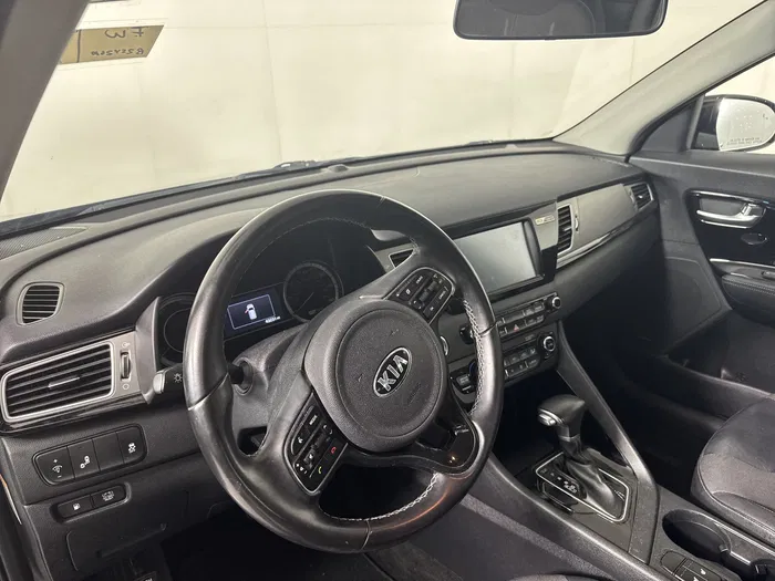 vehicle-img
