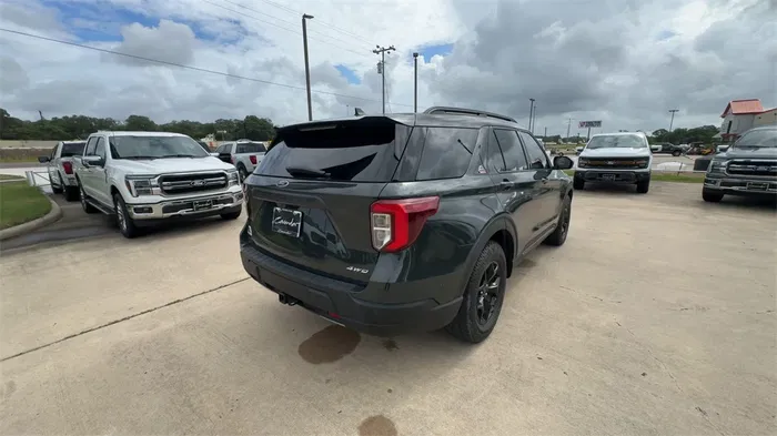 vehicle-img
