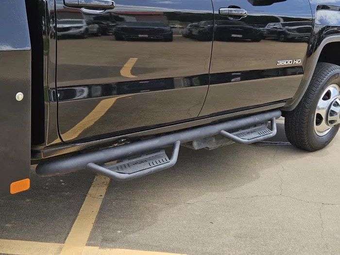 vehicle-img