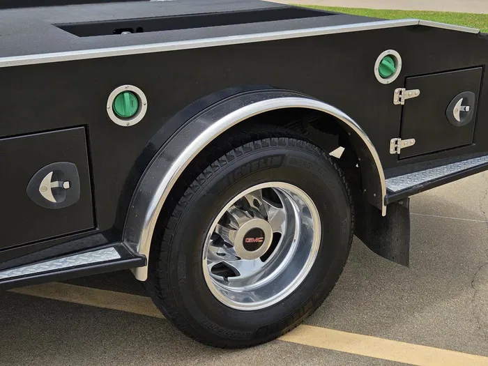 vehicle-img
