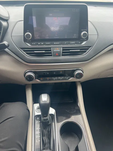 vehicle-img