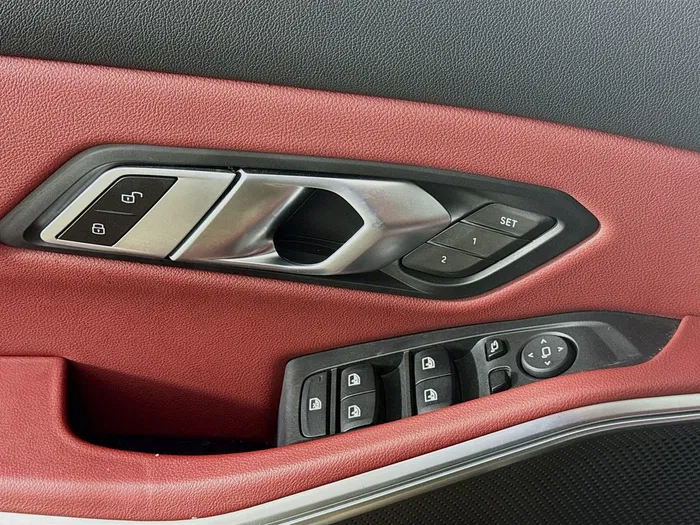 vehicle-img