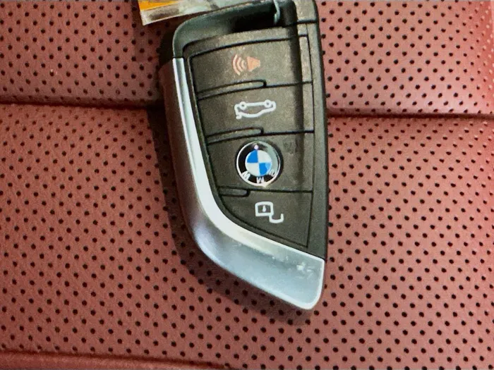 vehicle-img