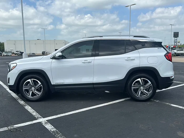 vehicle-img