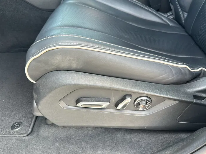 vehicle-img