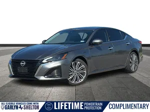 used 2025 NISSAN