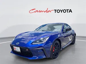 used 2025 TOYOTA