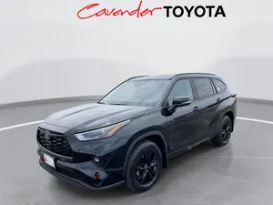 used 2025 TOYOTA