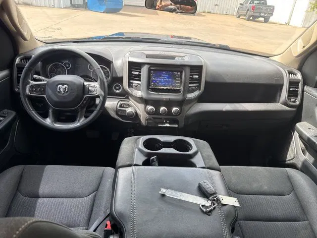 vehicle-img