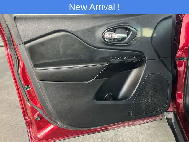 vehicle-img