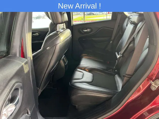 vehicle-img