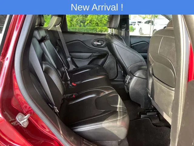 vehicle-img