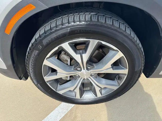 vehicle-img