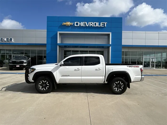 vehicle-img