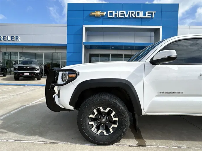 vehicle-img