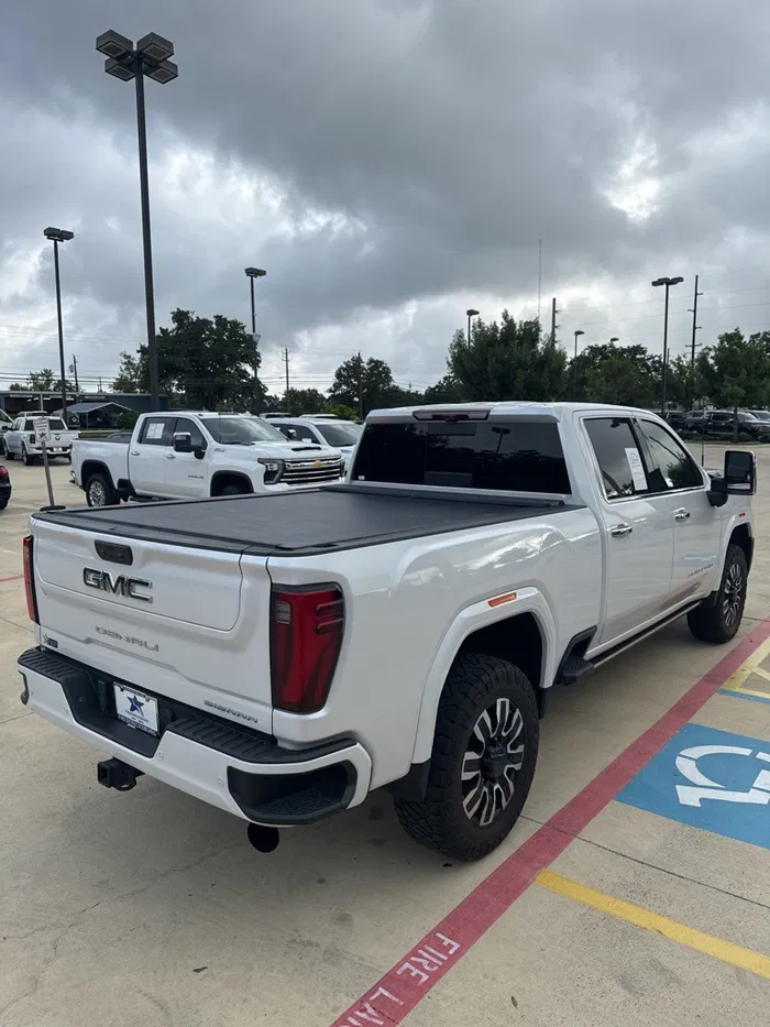 vehicle-img