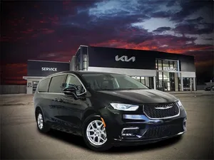 used 2023 CHRYSLER