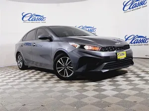 used 2023 KIA