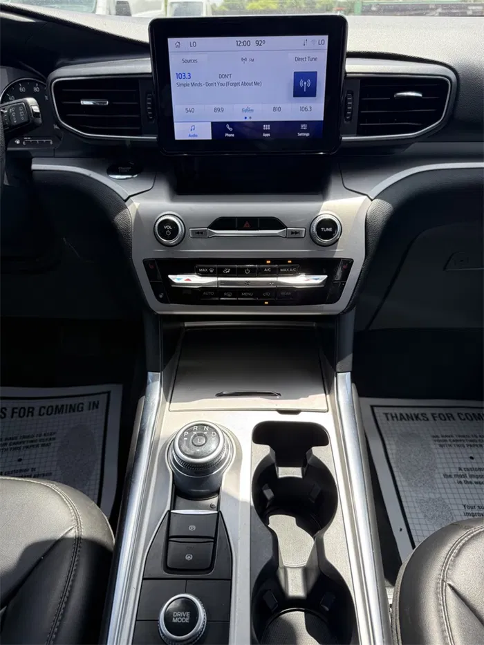 vehicle-img