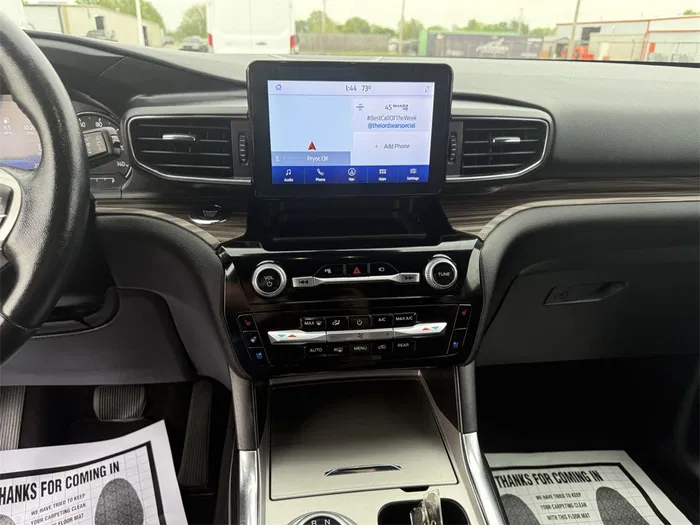 vehicle-img