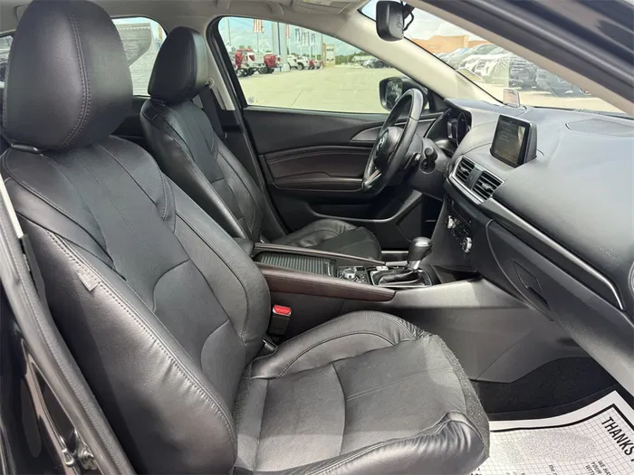 vehicle-img