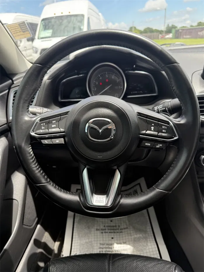 vehicle-img