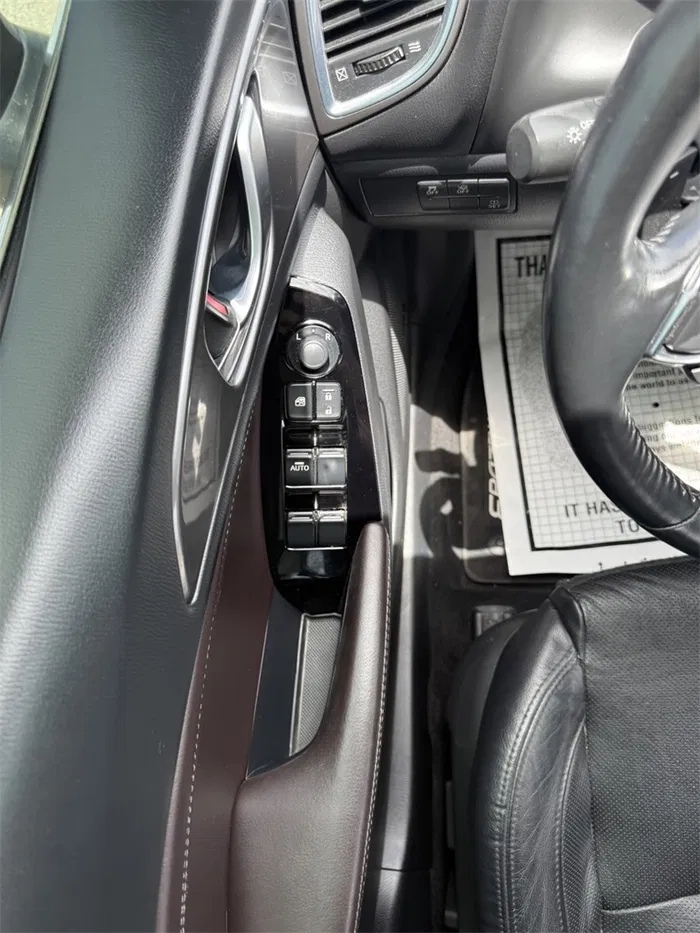 vehicle-img