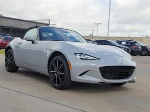 new 2025 MAZDA