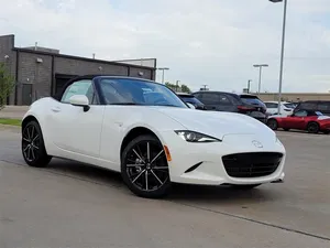 new 2025 MAZDA