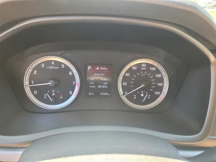 vehicle-img