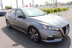 used 2022 NISSAN