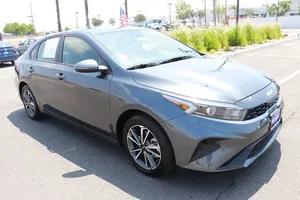 used 2023 KIA